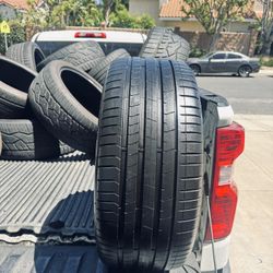 255/35/21 Pirelli Pzero Semi New Condition (1)