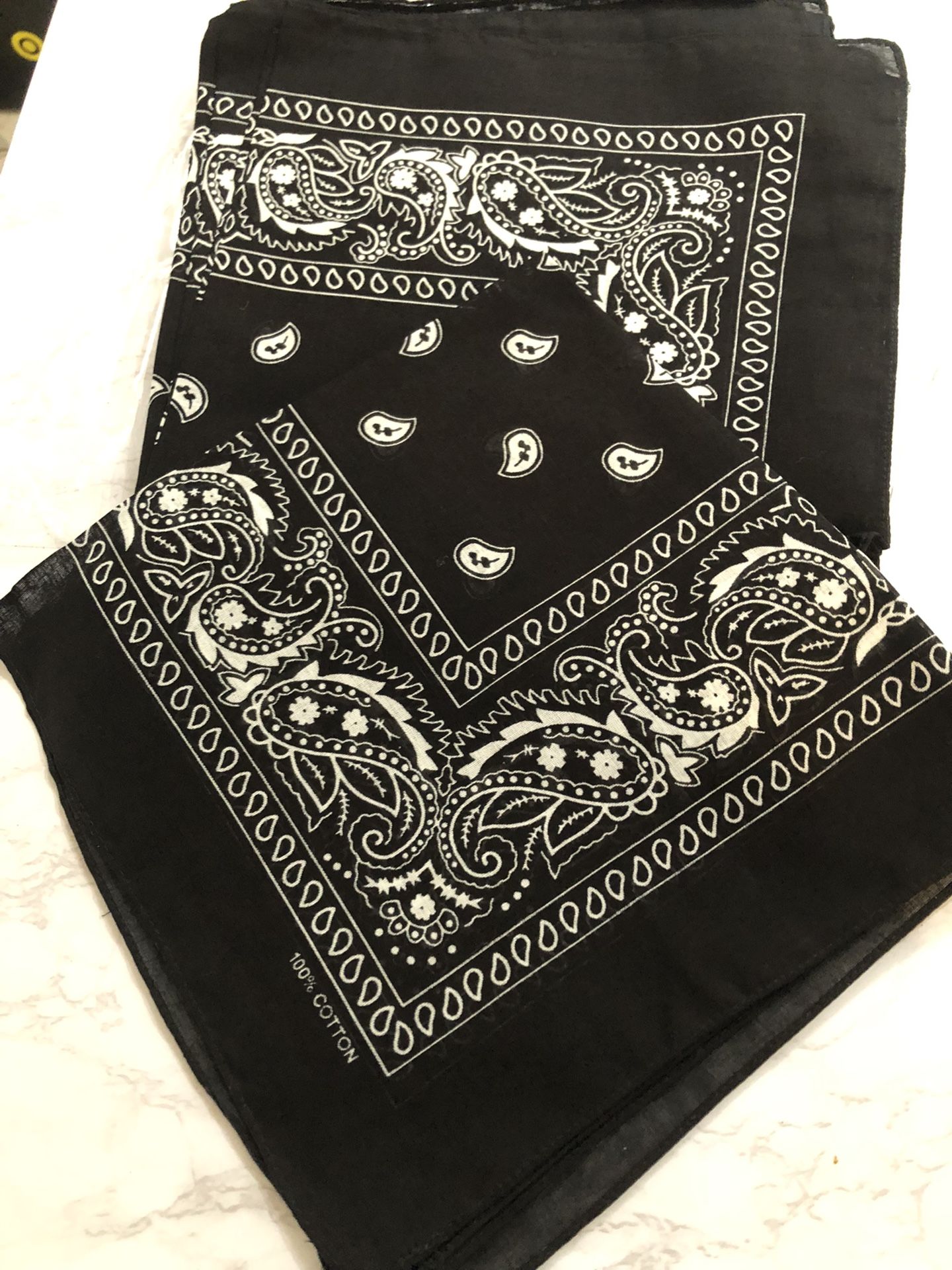 Pañuelos Negros New