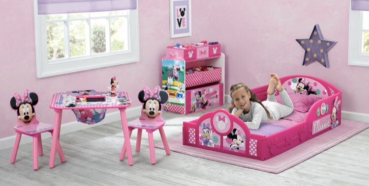 Minnie Mouse bedroom set