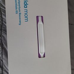 Frida Mom Postpartum Recovery Kit