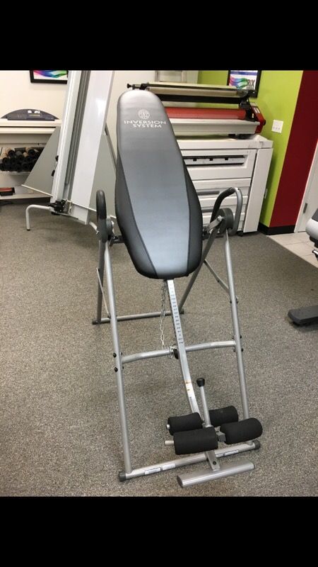Gold's gym inversion table