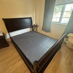 Raymour & Flanigan Queen Bed Frame & Box Spring