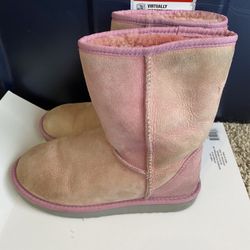 Pink Ugg Snow Boots 