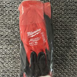 Milwaukee X-Large Red Nitrile Level 1 Cut Resistant Dipped Work Gloves (6-Pack)
