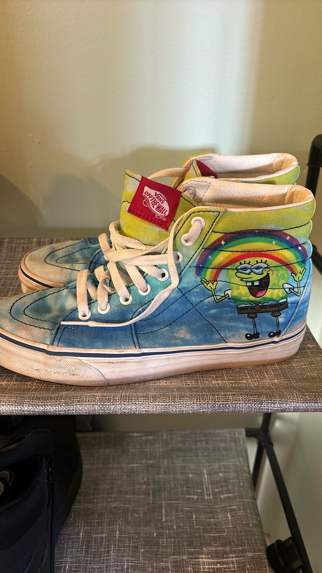 Boy’s/Men’s SpongeBob Vans Size 7.5 