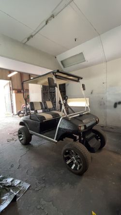 Gas golf cart