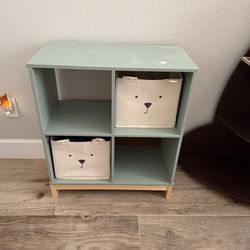 Delta Children Brannan Bear Bookcase