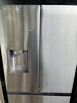 REFRIGERATOR SAMSUNG 36” like new