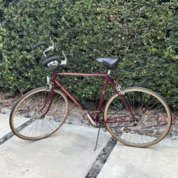 Vintage Peugeot Road Bike – Made in France – Carbolite 103 Steel – 27” Wheels