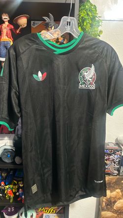 Black large mexico jeresy player edition !runs small!