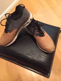 CRDWN shoes/ sneaker