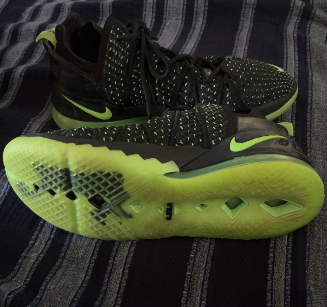 Nike Lebron XVIII