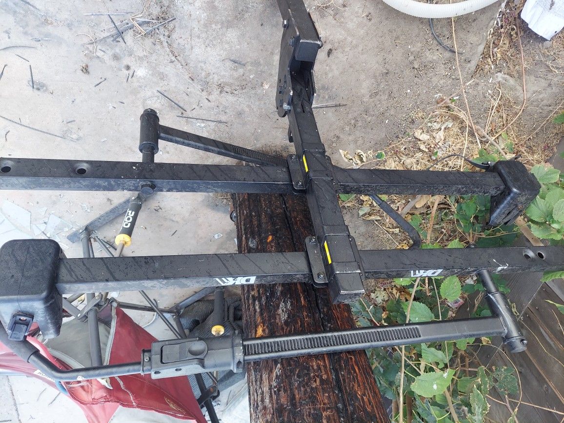 DK2 Bike Rack Witjh Htch