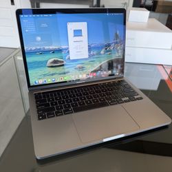 Apple 13” MacBook Pro M1 Chip 8GB Ram 512SSD! 90 day warranty! We offer financing!