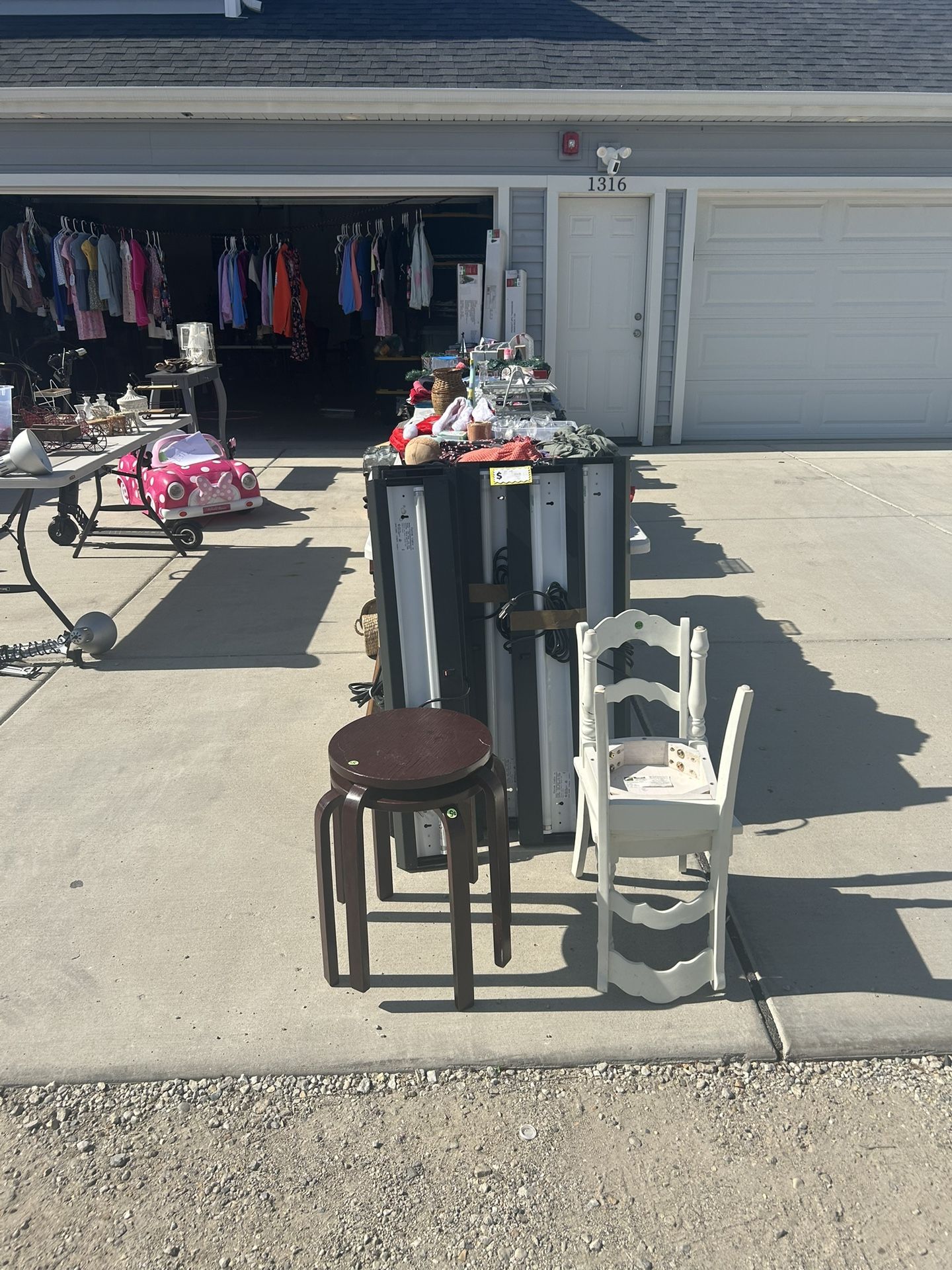 HUGE garage SALE !! Today only. Hanover Park Behind Caputos fresh Market.
