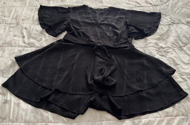 Black subtle sparkling V-neck belted bell sleeve romper, size 2XL plus