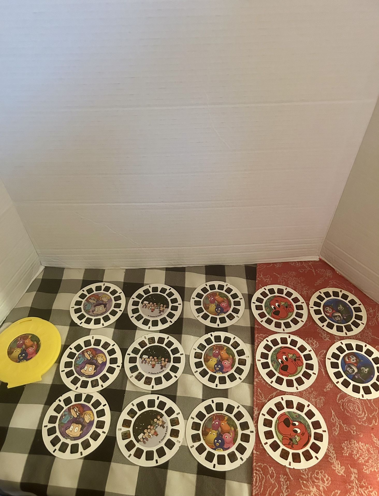 Rugrats Peanuts Backyardigins Clifford Veggie Tales View Master Reels 14 Included
