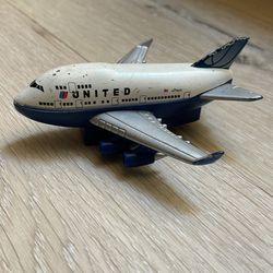 United B747 plane model 2000s collectible