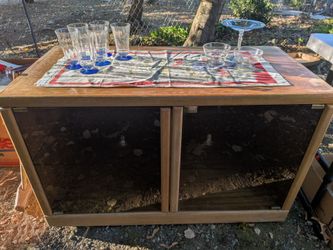 PENDING - Media/Stereo Cabinet with Smoked Glass - beautiful & FREE!