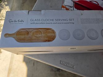 Glass serving set