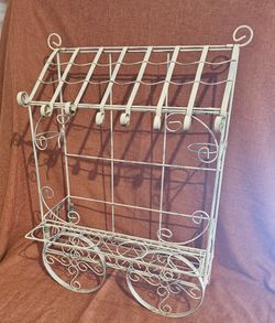 Antique Style Wrought Iron Multi-Tiered Garden Stand