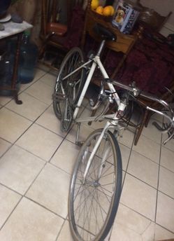 Vintage road bike 1980