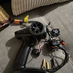 Arrma 100 Esc