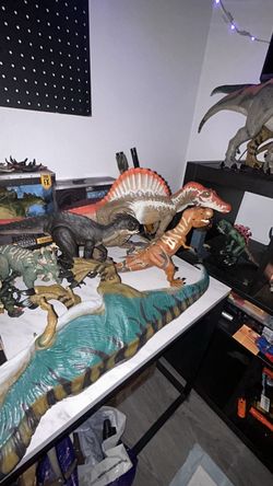 Hammond collection and Kenner Jurassic Park