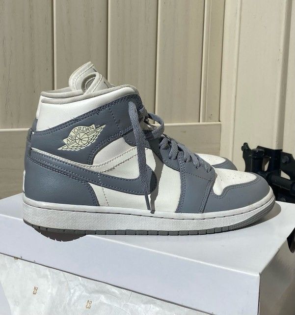 Air Jordan 1