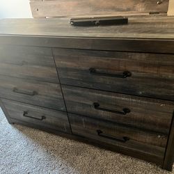 6 Drawer Dresser