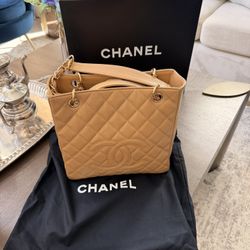 Authentic CHANEL Shoulder Bag Beige Caviar Leather Mint