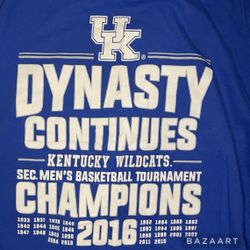 SZ M “KENTUCKY WILD CATS” Basketball TSHIRT by ANVIL