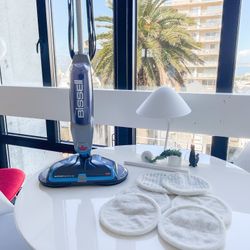 Bissell Spinwave Mop — Extra pads, Excellent Condition