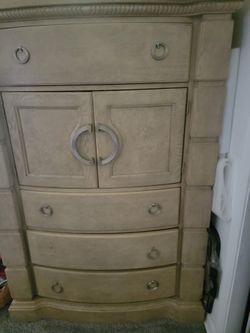 Sturdy heavy dresser