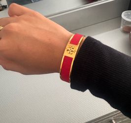 Tory bracelet