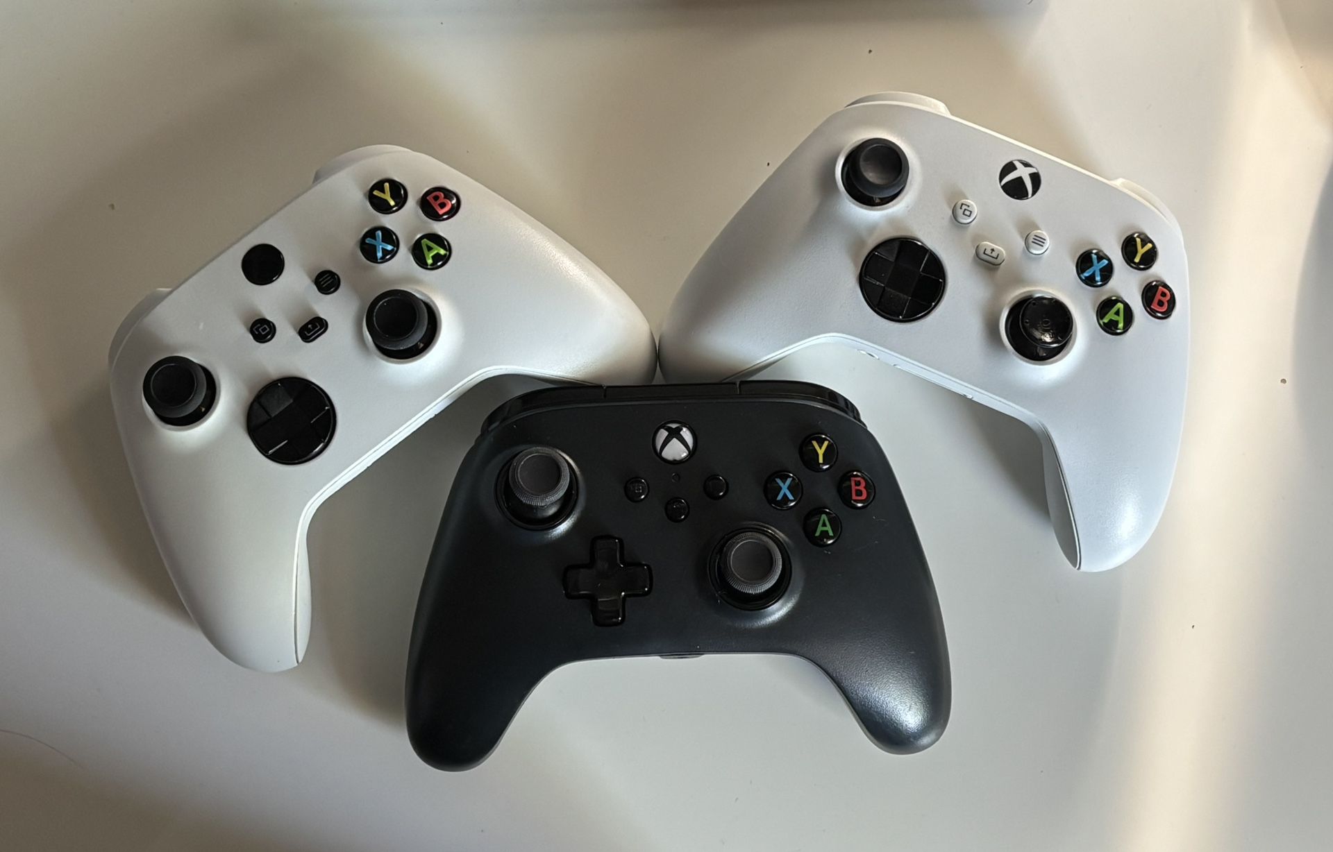 XBOX CONTROLLERS FOR PARTS