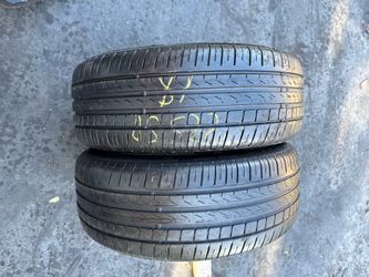 Set of 2 nice Pirelli Cinturato p7   225/50/18 ( We install & balance)