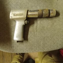 Snap-on Pneumatic Hammer Chisel And Chicago Pneumatic 3/4 Drive Impact 