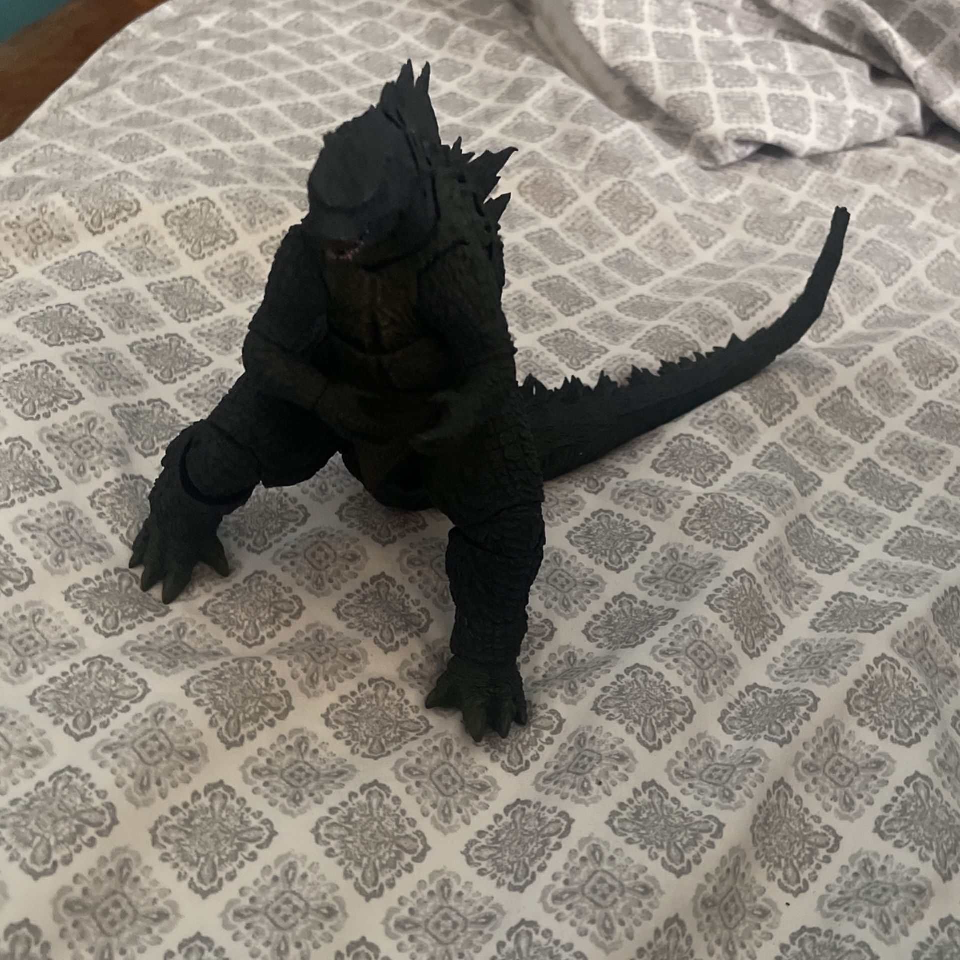 S.H Monsterarts 2014 Godzilla (Missing Last Tail Piece)