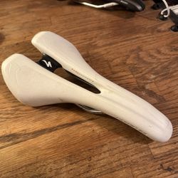 Road Bike Saddle Seat  Specialized Romin Evo Saddle Hollow Ti Rail White 143Mm