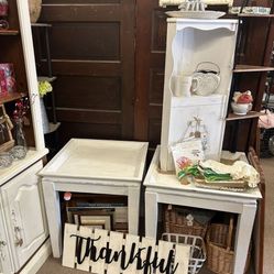 Set of 2 Vintage Large End Tables 