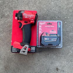 Milwaukee Impact And Battery 