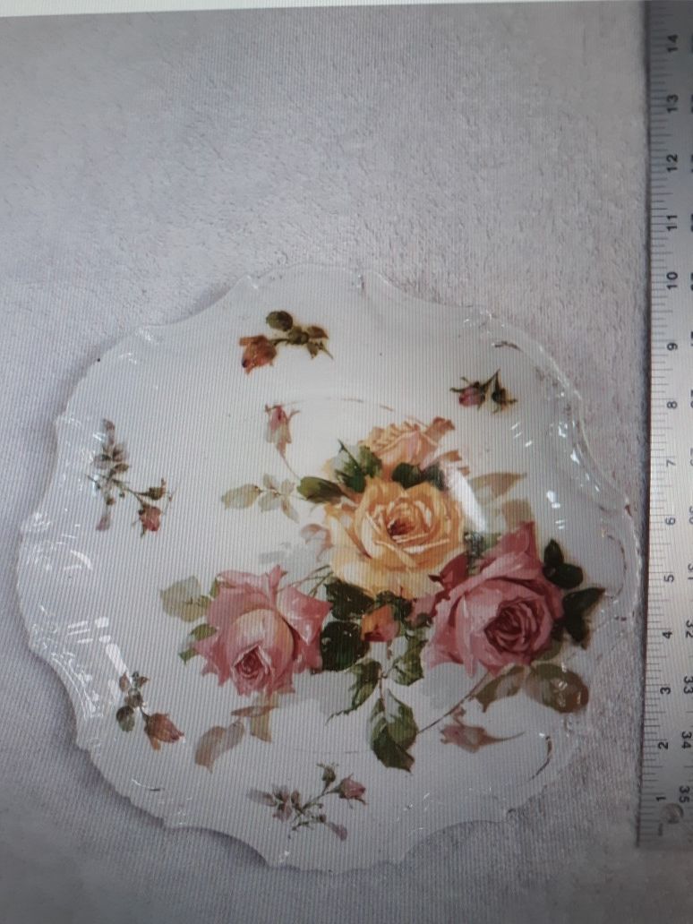 Empire China Flower Designed Porcelain Plate 10 1/2" diameter
