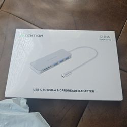 USB-C TO USB-A & CARD READER ADAPTER 