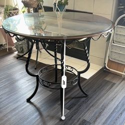 Dinning Table