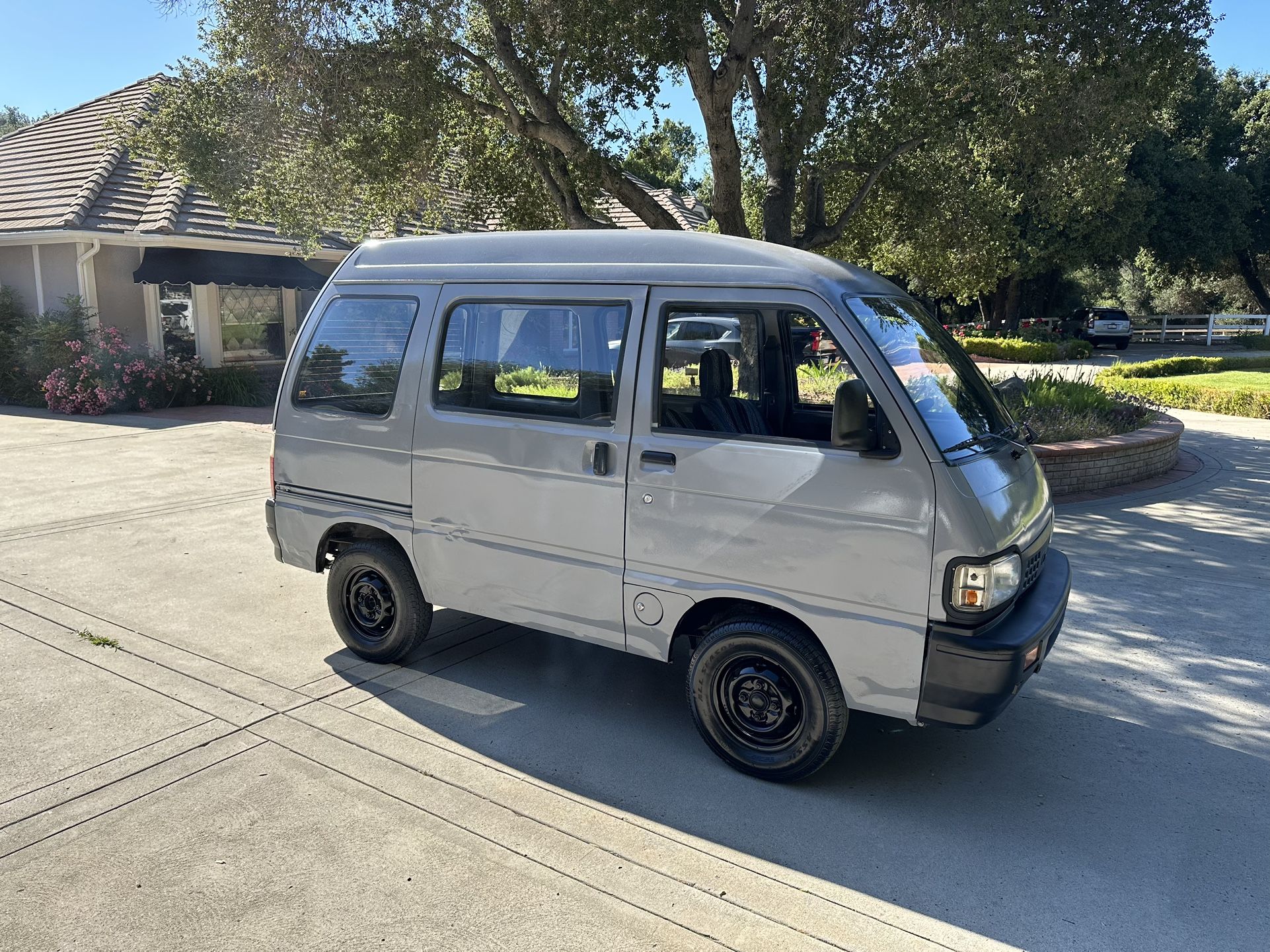 Kia Towner (foreign Tiny Van)