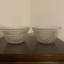 2 Glass Serving Bowls 