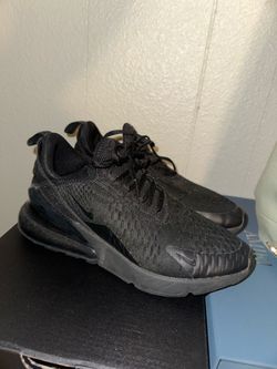 Nike Air Max 720 Triple Black Sneakers