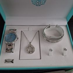 Silver/Blue Jewelry Watch Set 