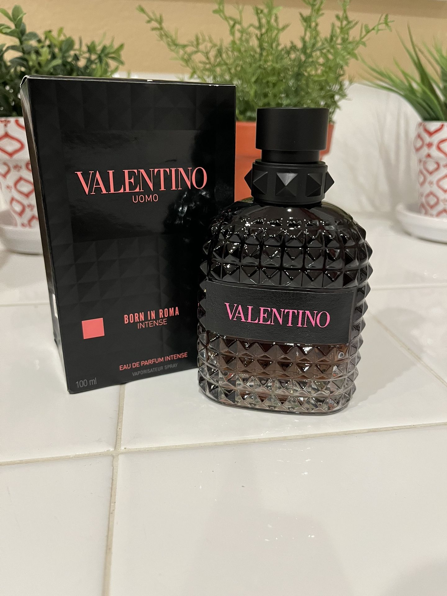 Valentino Born In Roma (Intensely)